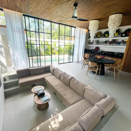 Cozy Villa With Homey Vibes And Modern Comfort
